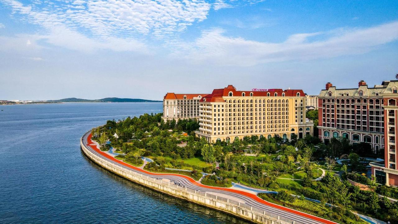Crowne Plaza Qingdaoorientalmoviemetropolis By Ihg Hotel Bagian luar foto