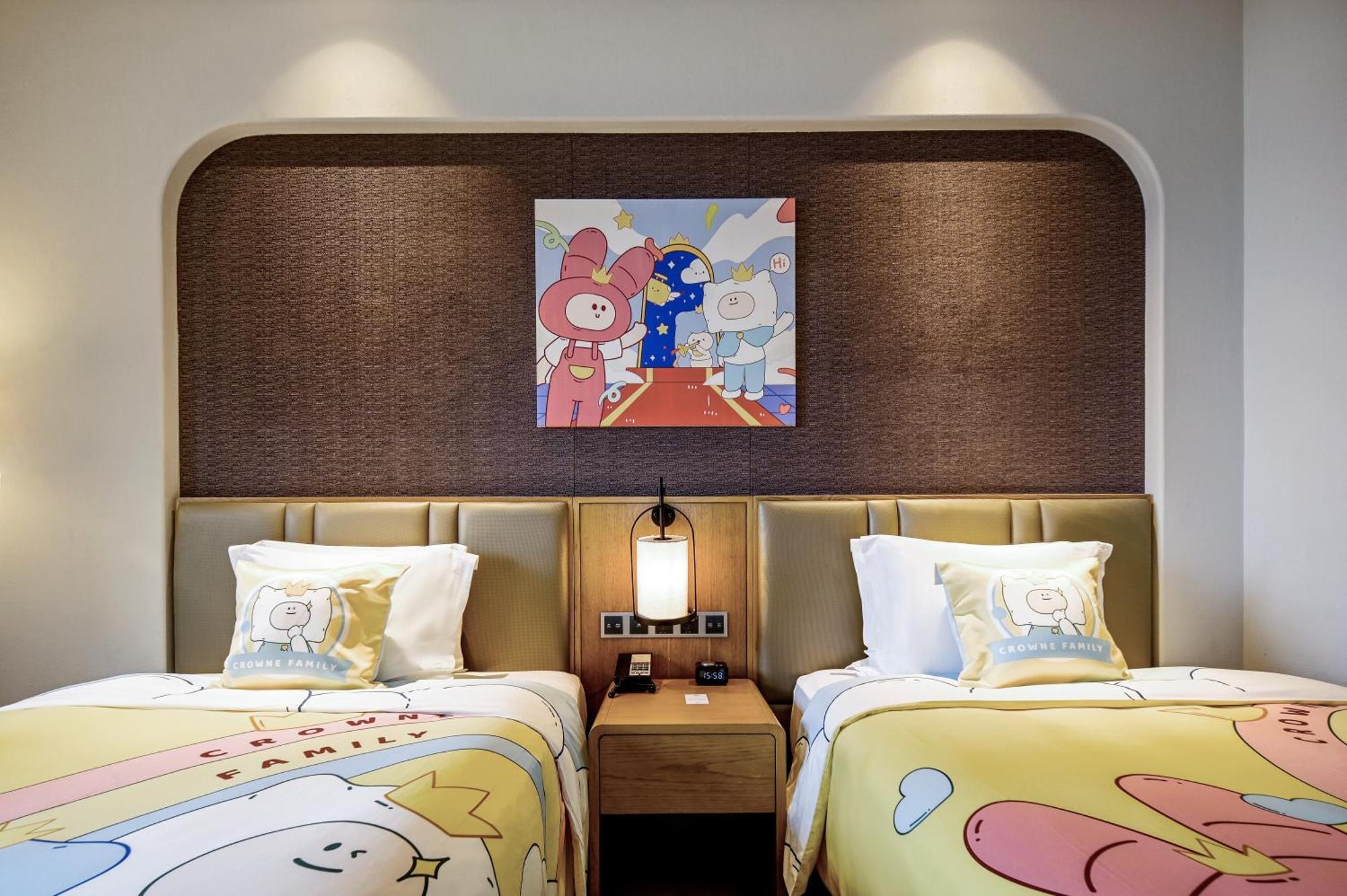 Crowne Plaza Qingdaoorientalmoviemetropolis By Ihg Hotel Bagian luar foto